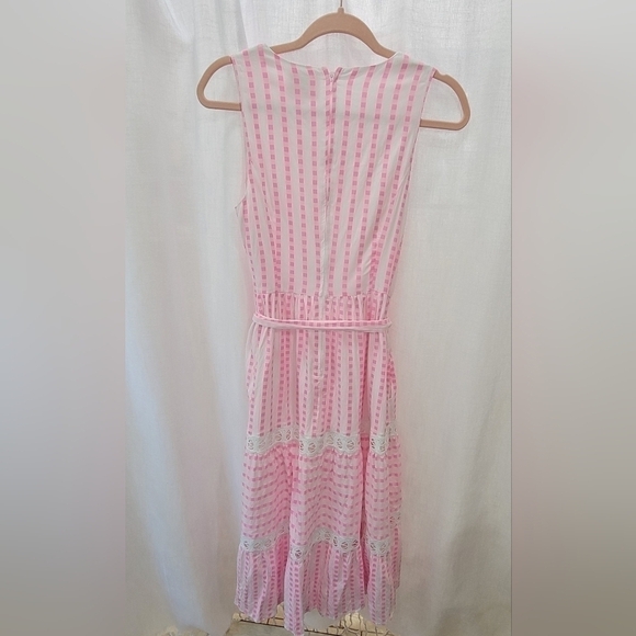 Lilly pulitzer Maybella tiered Midi dress size 4. - Picture 8 of 12